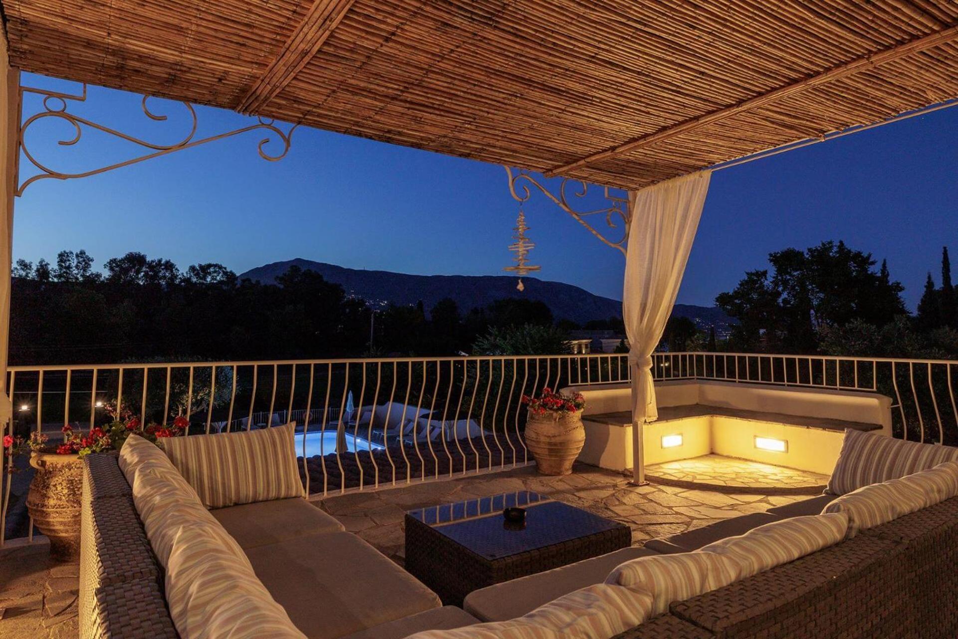 Villa St Nicholas House With Private Heated Pool Dassiá Exteriér fotografie