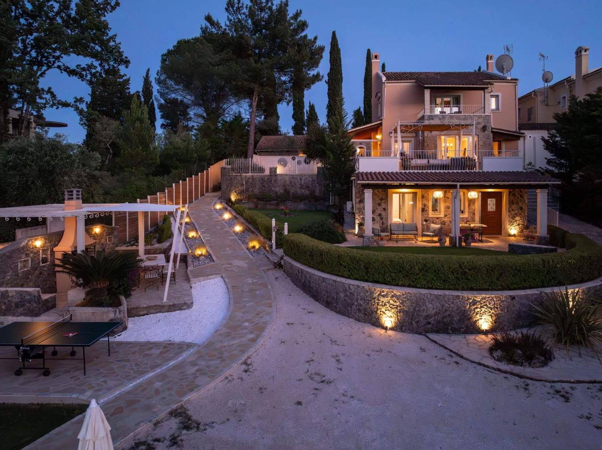 Villa St Nicholas House With Private Heated Pool Dassiá Exteriér fotografie